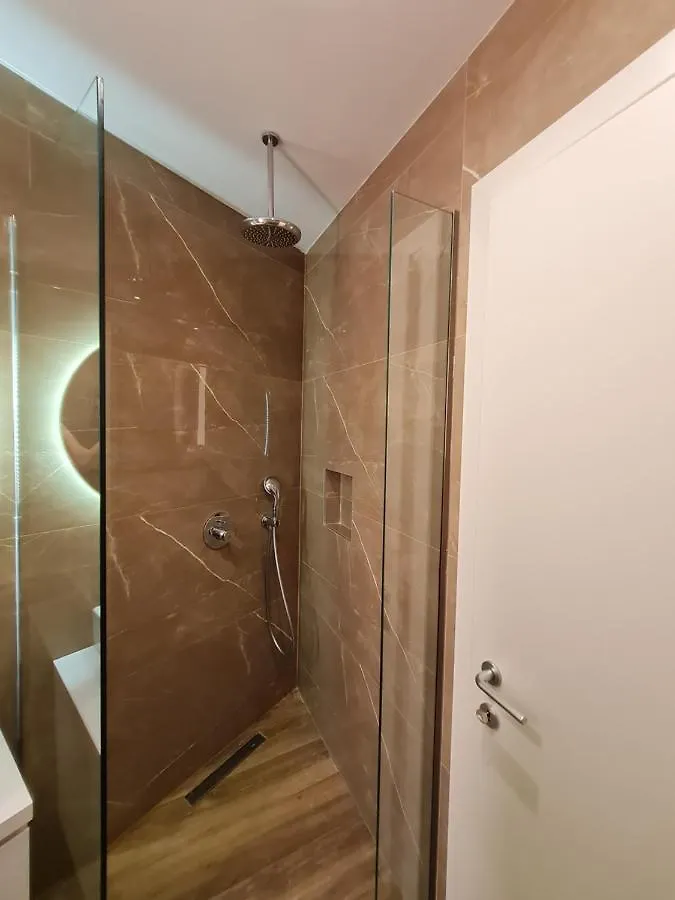 Himara 28 Hotel
